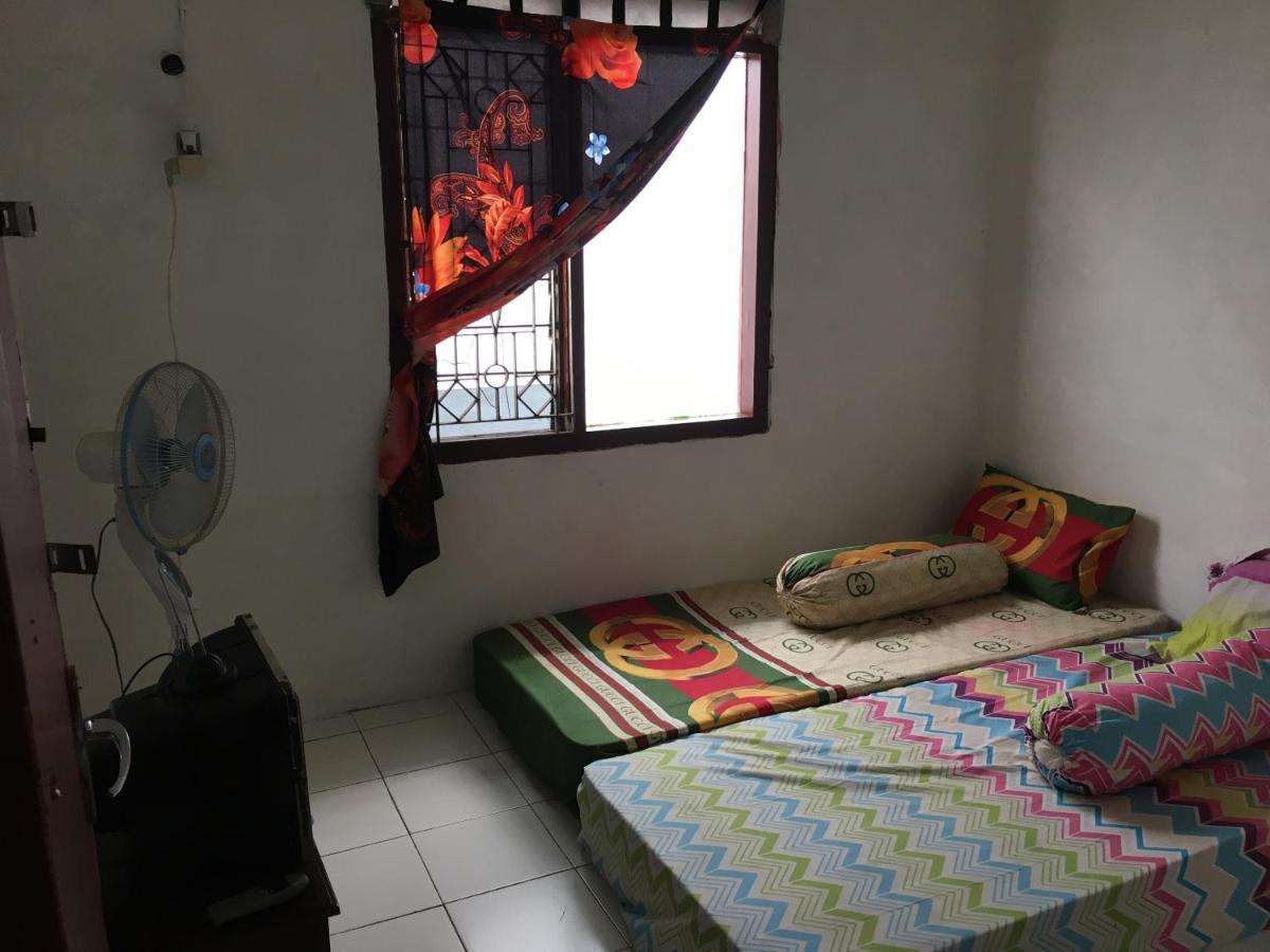 Tambak Bayan Guesthouse Kejayan Exterior foto